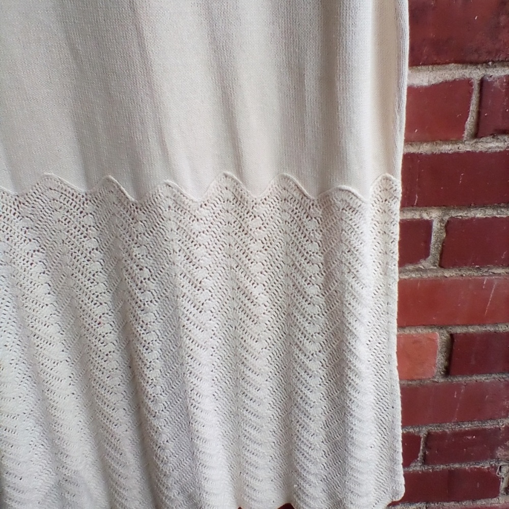 SPENCER DRESS - Picture 2 of 4